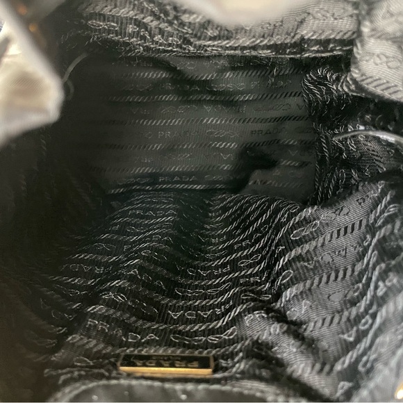 Prada Duet Re-Nylon bucket bag $1,890 - Picture 12 of 16